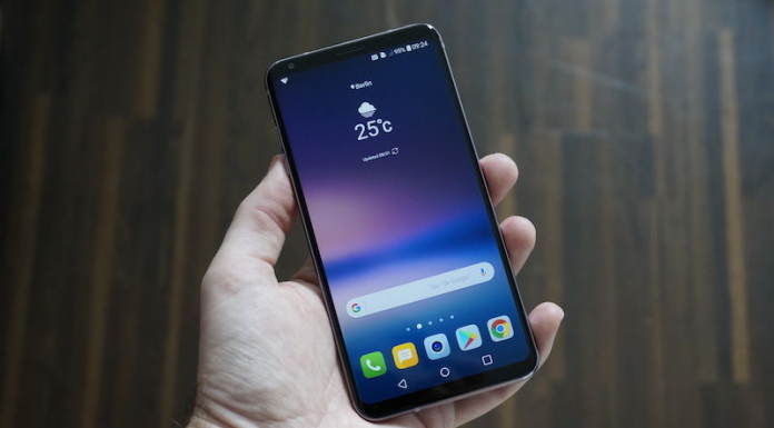 How to Enable the LG V30 Always-On Display