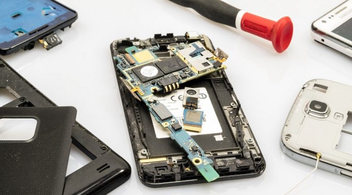 Mobile Phone Tools For DIY Repairs